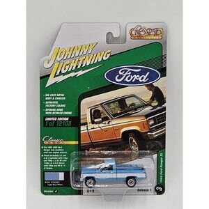 Johnny Lightning Classic Gold Collection 1984 FORD RANGER XL Light Blue R1/ 3